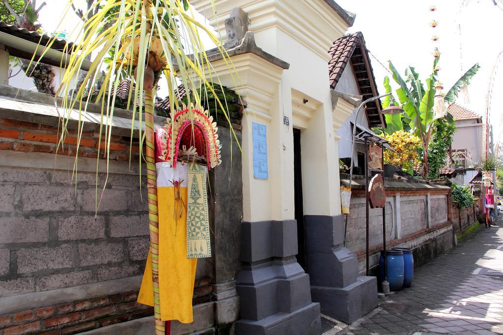 Nugraha Guesthouse 1 Ubud  Ngoại thất bức ảnh